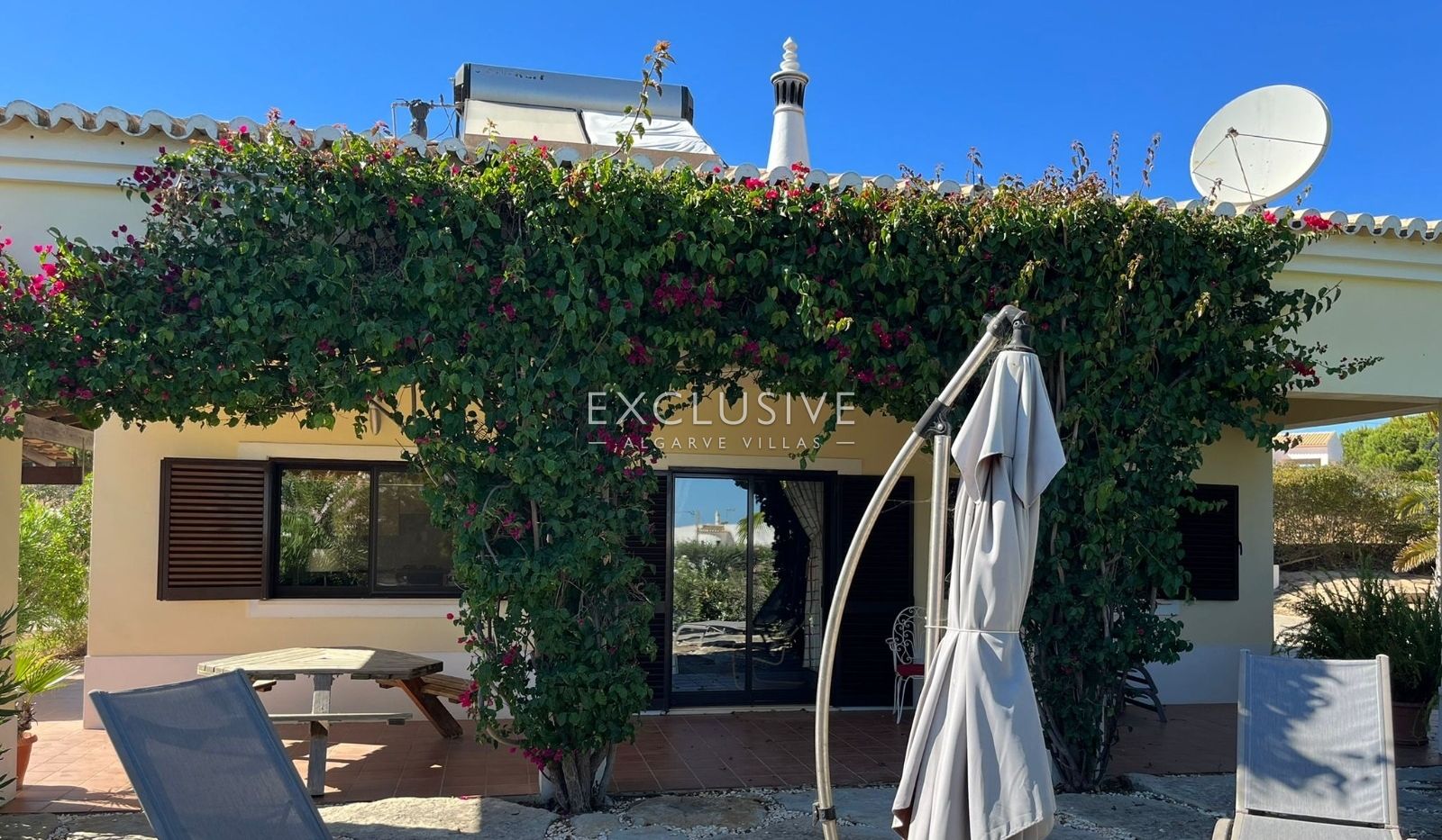 Farm house style property in Caramujeira Algarve