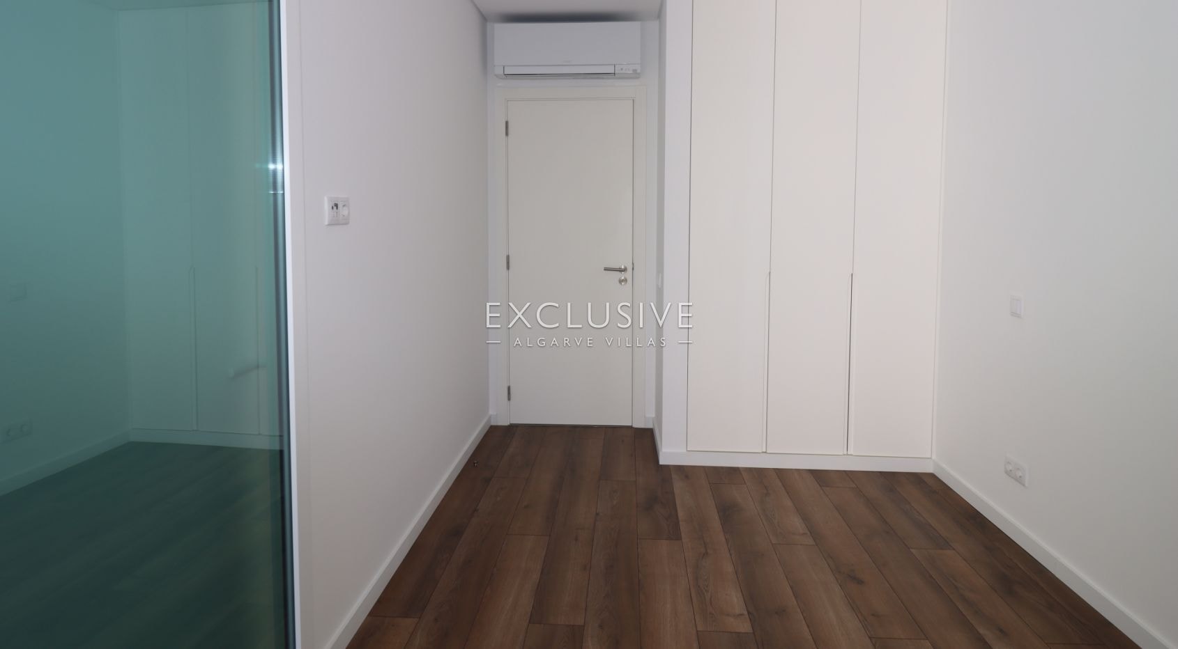 Modern 3 Bedroom Apartment in Vilamoura, Close to the Marina and Golf Courses
