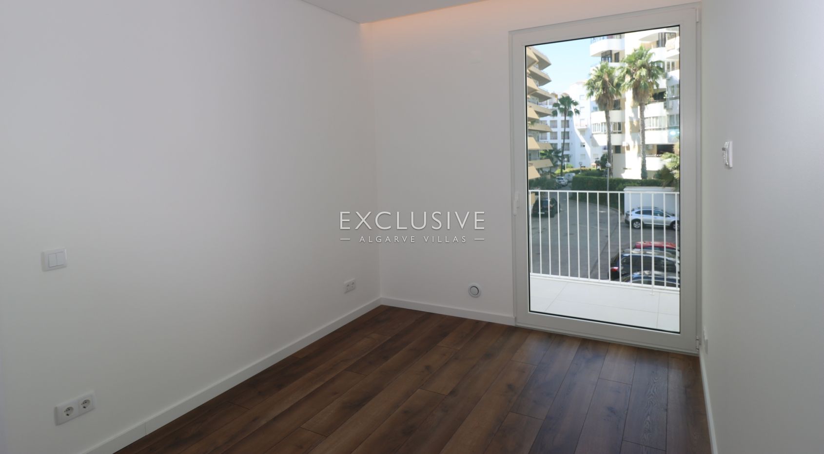 Modern 3 Bedroom Apartment in Vilamoura, Close to the Marina and Golf Courses