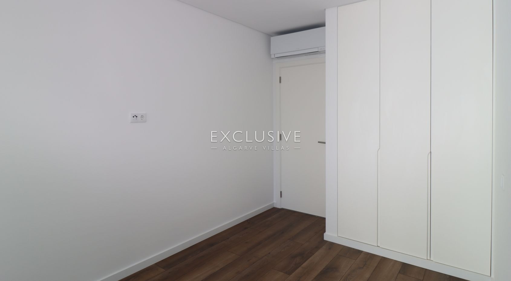 Modern 3 Bedroom Apartment in Vilamoura, Close to the Marina and Golf Courses