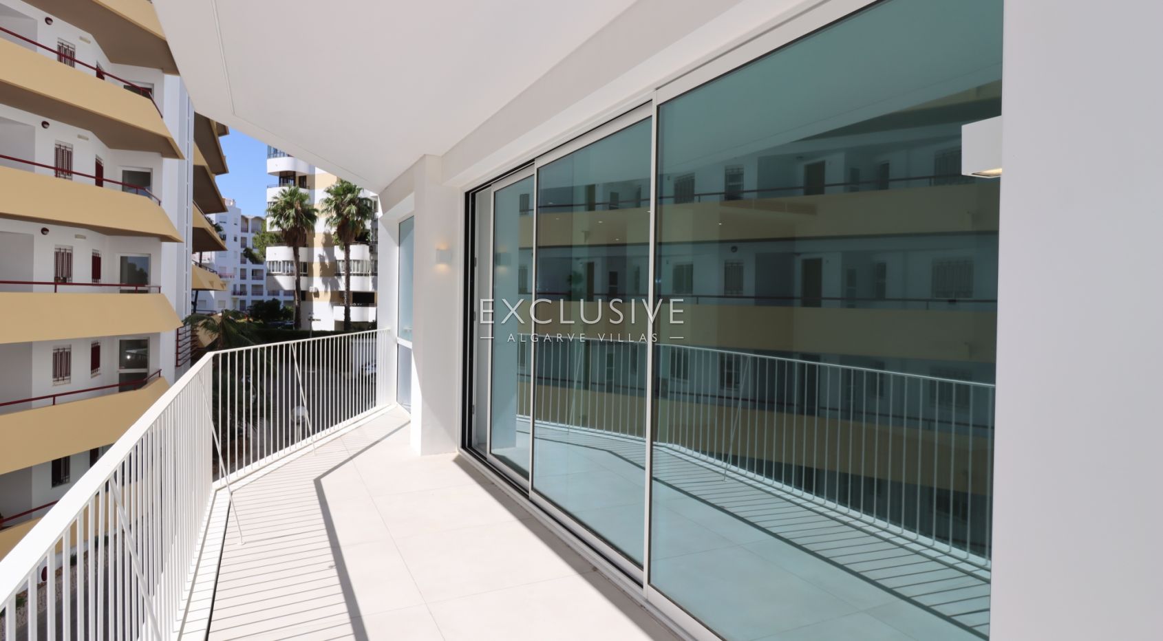 Modern 3 Bedroom Apartment in Vilamoura, Close to the Marina and Golf Courses