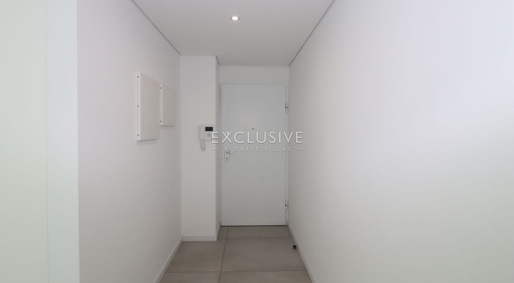 Modern 3 Bedroom Apartment in Vilamoura, Close to the Marina and Golf Courses