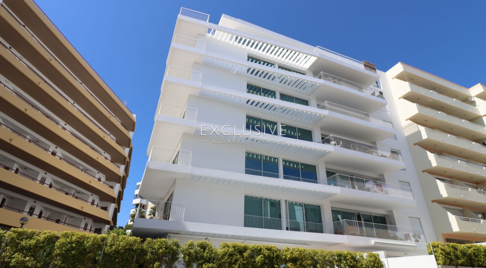 Modern 3 Bedroom Apartment in Vilamoura, Close to the Marina and Golf Courses
