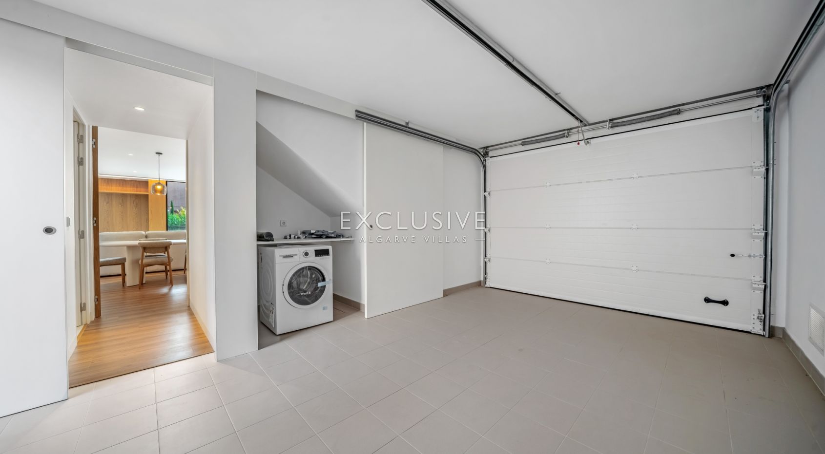 Buy Luxury 3 Bedroom Villa with Private Pool & Garden in Vilamoura
