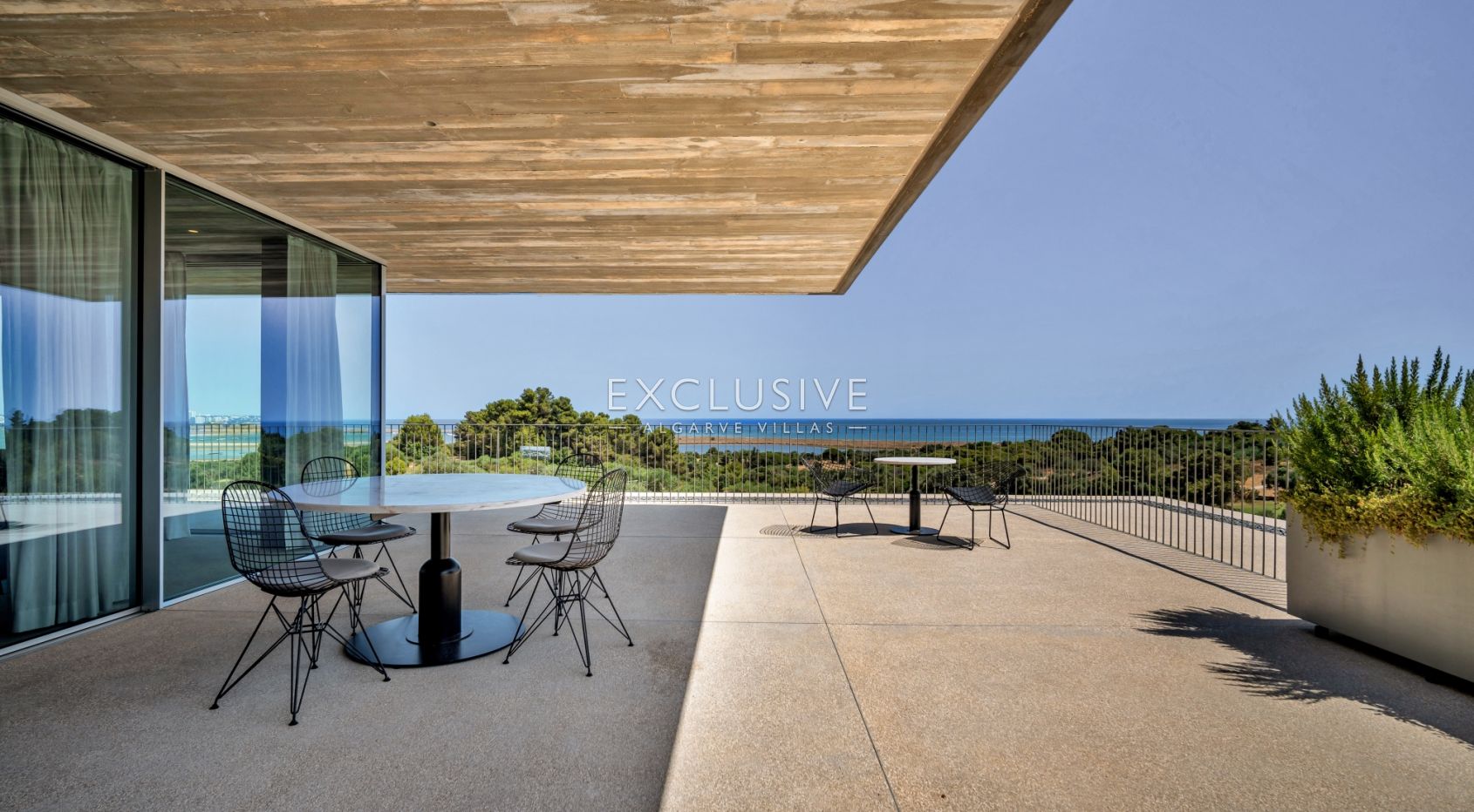 5 bedroom contemporary villa with sea golf views Palmares golf resort Lagos