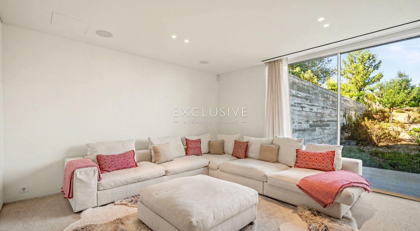 5 bedroom contemporary villa with sea golf views Palmares golf resort Lagos