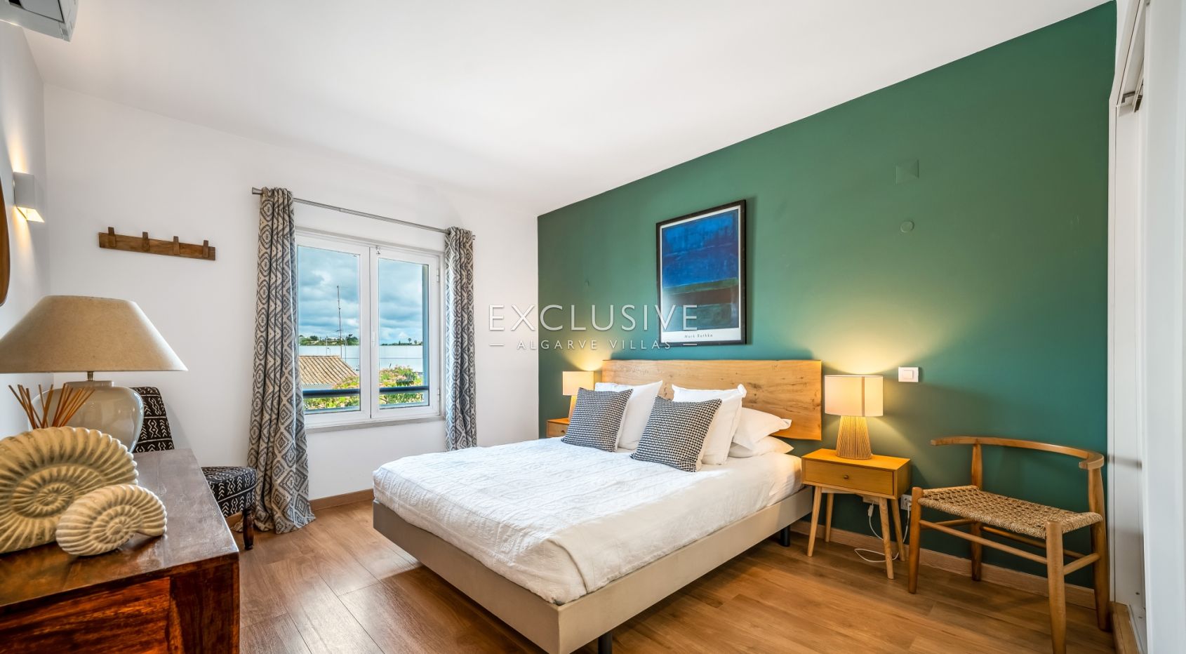 Beautifully Renovated 2 Bedroom Apartment in Dom Manuel, Lagos Marina