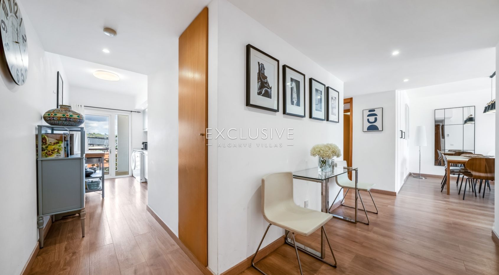 Beautifully Renovated 2 Bedroom Apartment in Dom Manuel, Lagos Marina