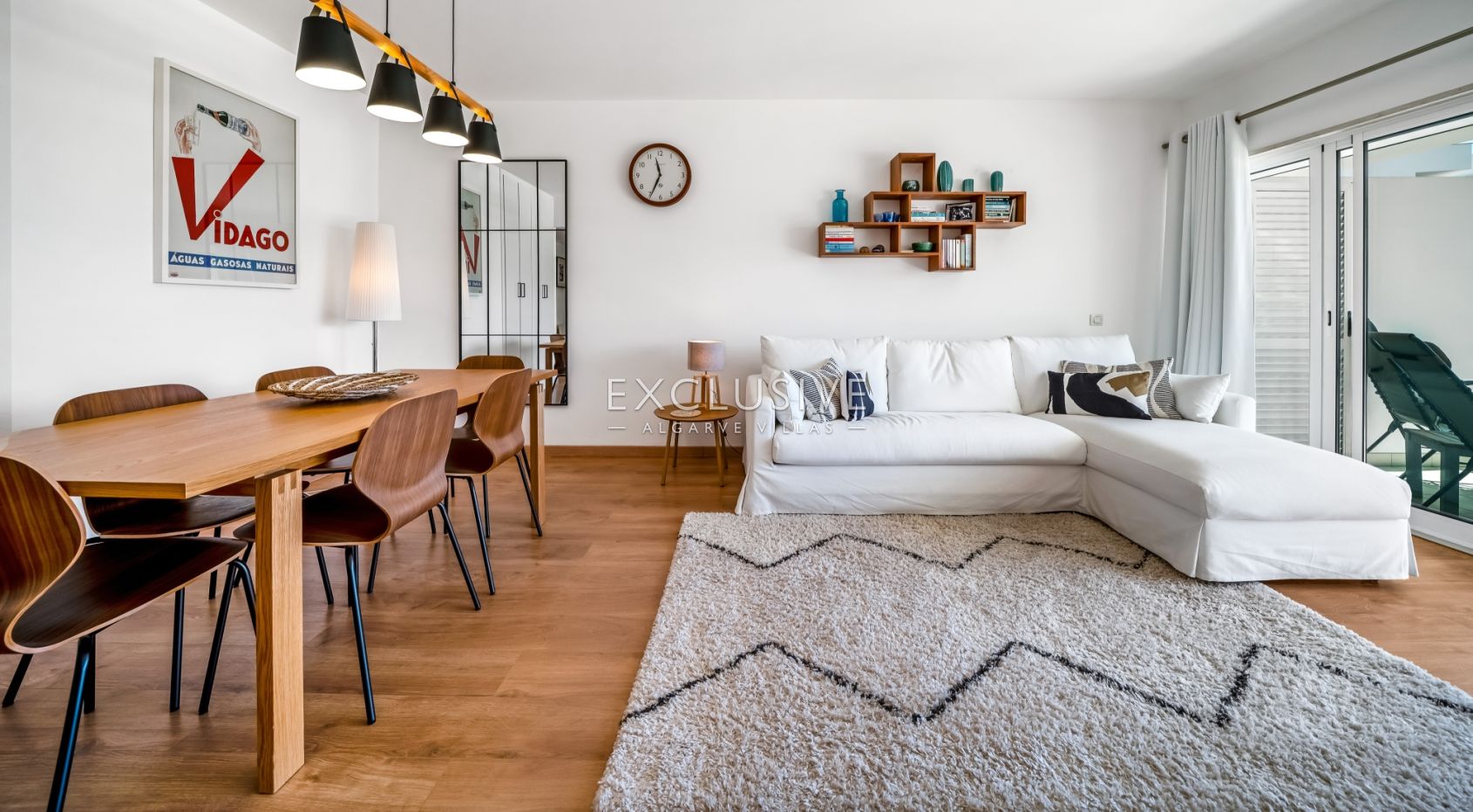 Beautifully Renovated 2 Bedroom Apartment in Dom Manuel, Lagos Marina