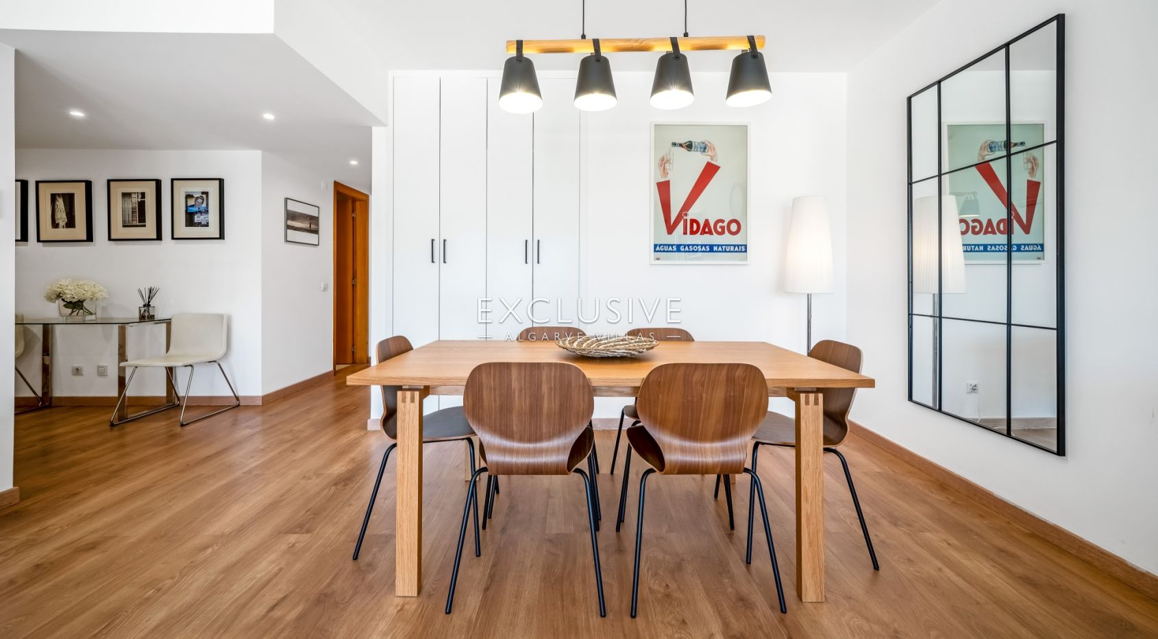 Beautifully Renovated 2 Bedroom Apartment in Dom Manuel, Lagos Marina