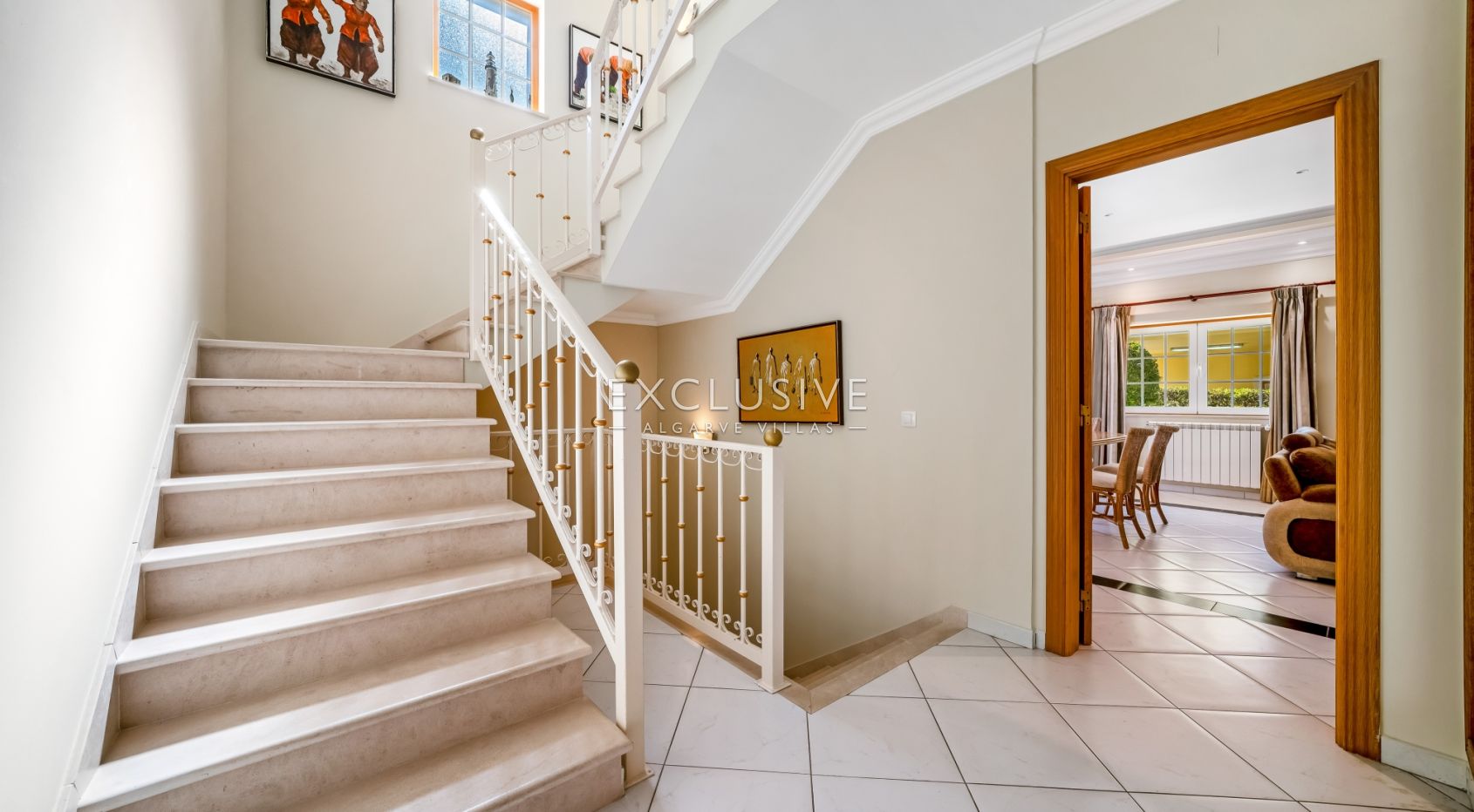 Sea View Villa in Santa Eulália, Walking Distance to the Beach, Albufeira