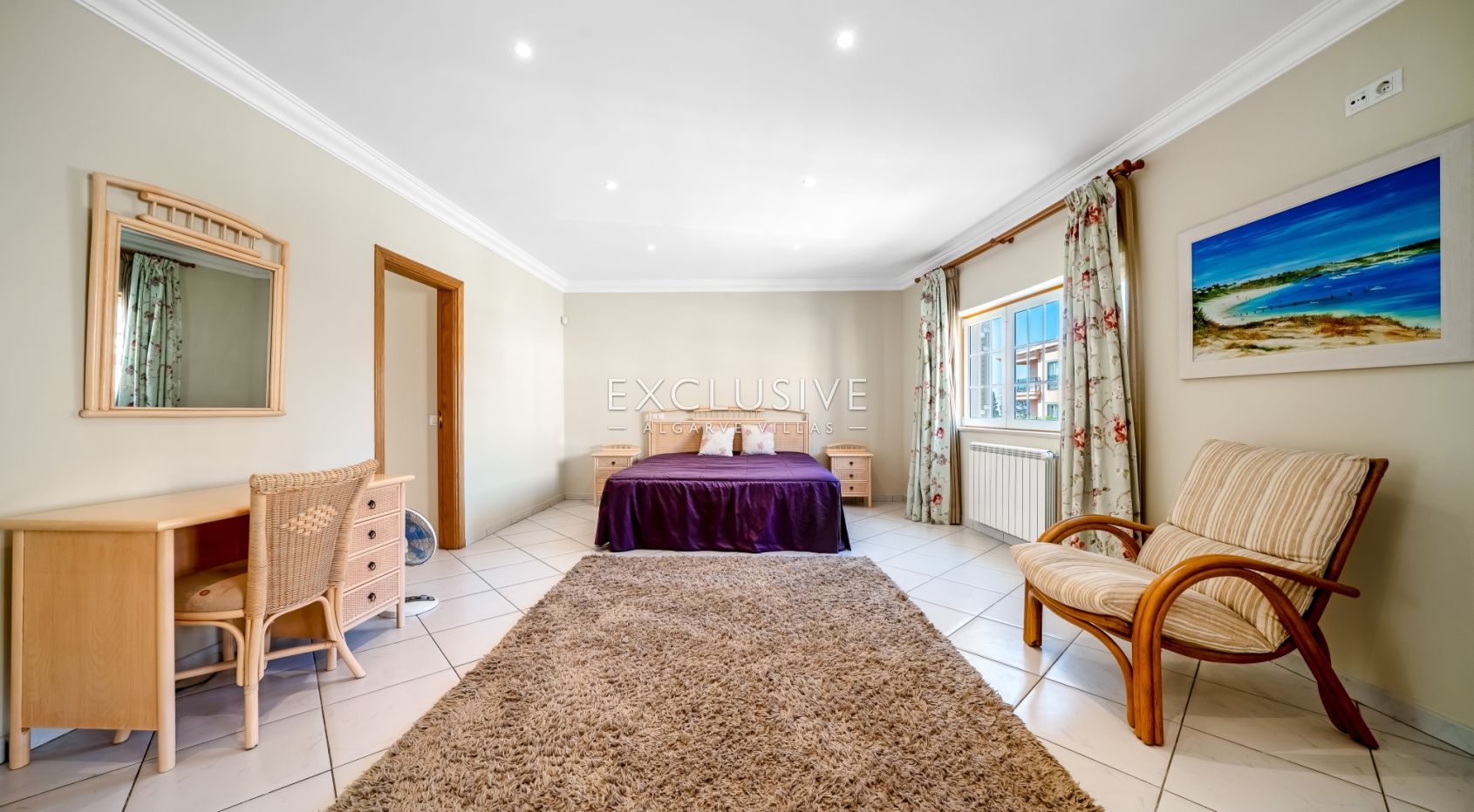 Sea View Villa in Santa Eulália, Walking Distance to the Beach, Albufeira