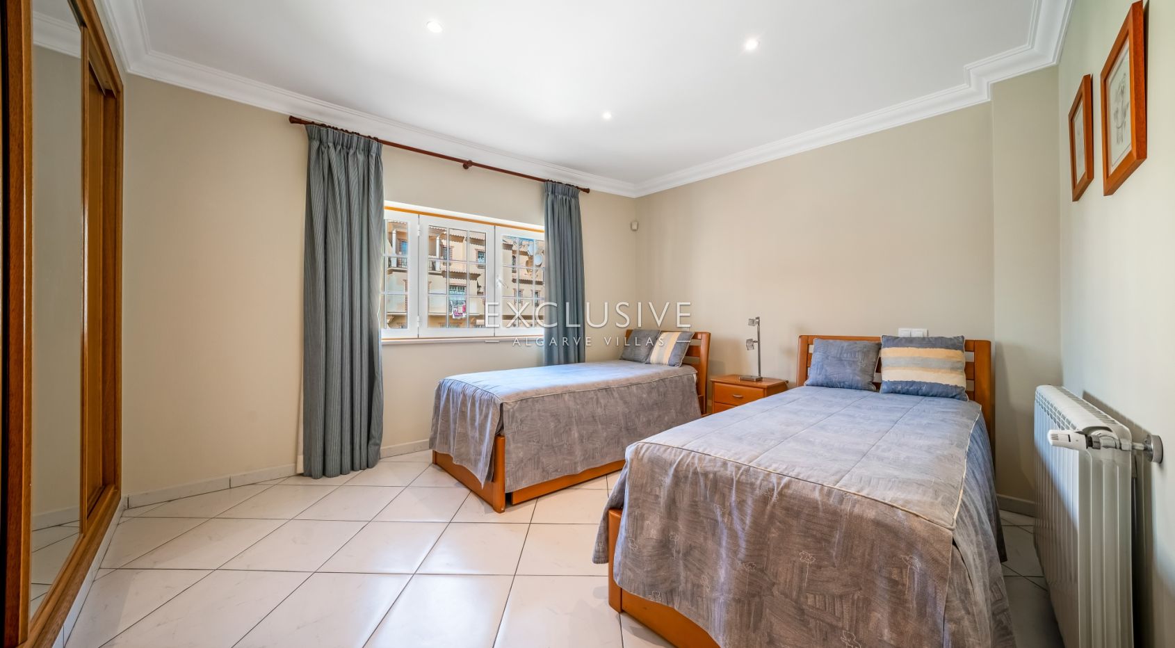 Sea View Villa in Santa Eulália, Walking Distance to the Beach, Albufeira