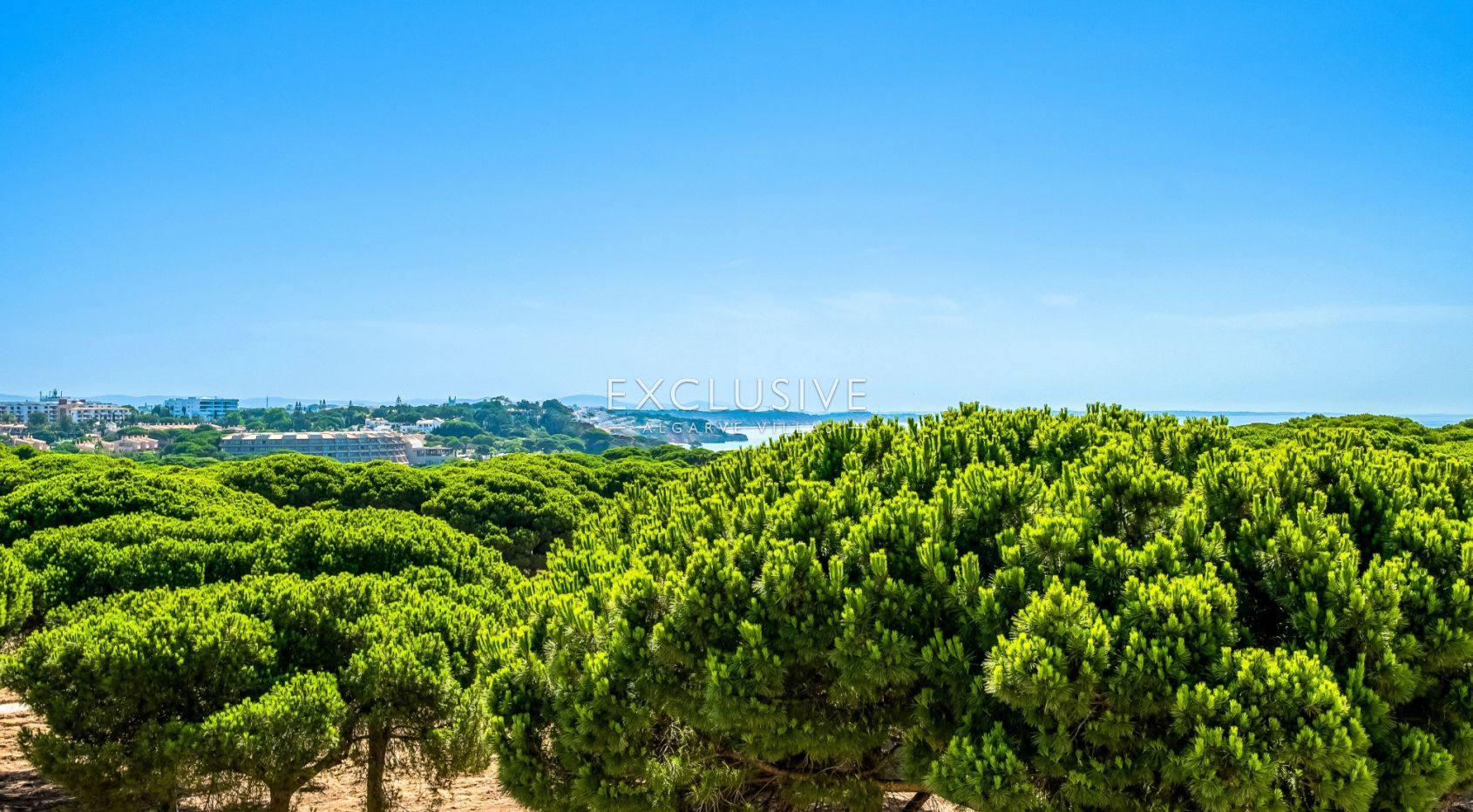 Sea View Villa in Santa Eulália, Walking Distance to the Beach, Albufeira