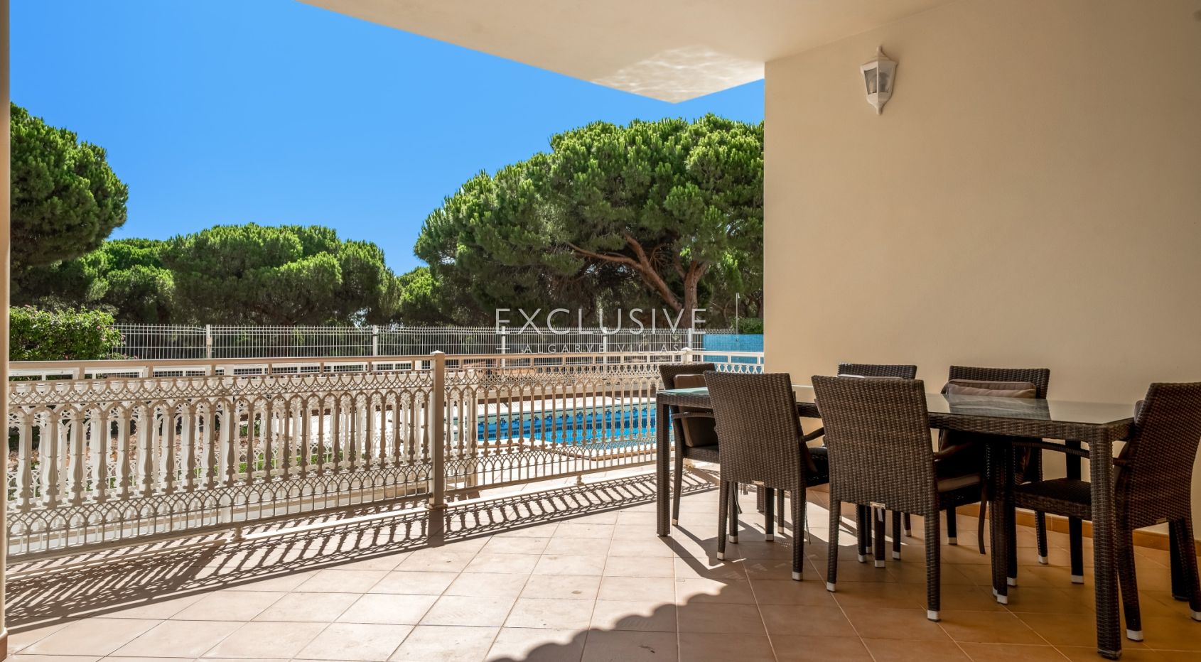 Sea View Villa in Santa Eulália, Walking Distance to the Beach, Albufeira