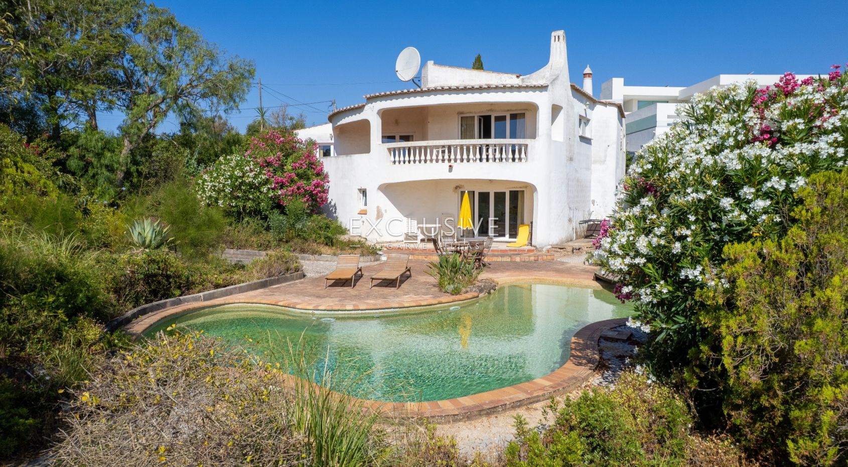 Renovation Villa with Sea Views in Falfeira, Lagos