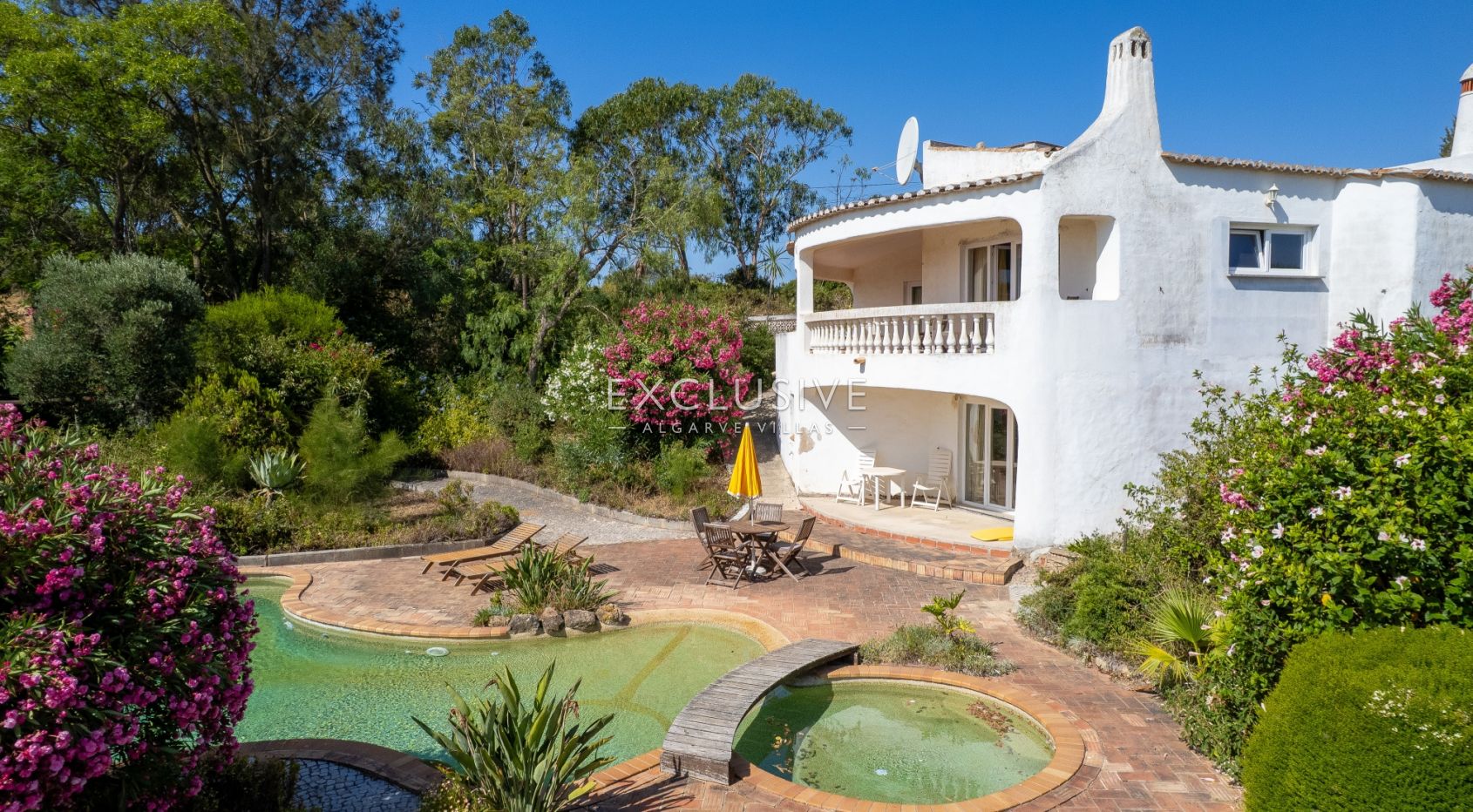 Renovation Villa with Sea Views in Falfeira, Lagos