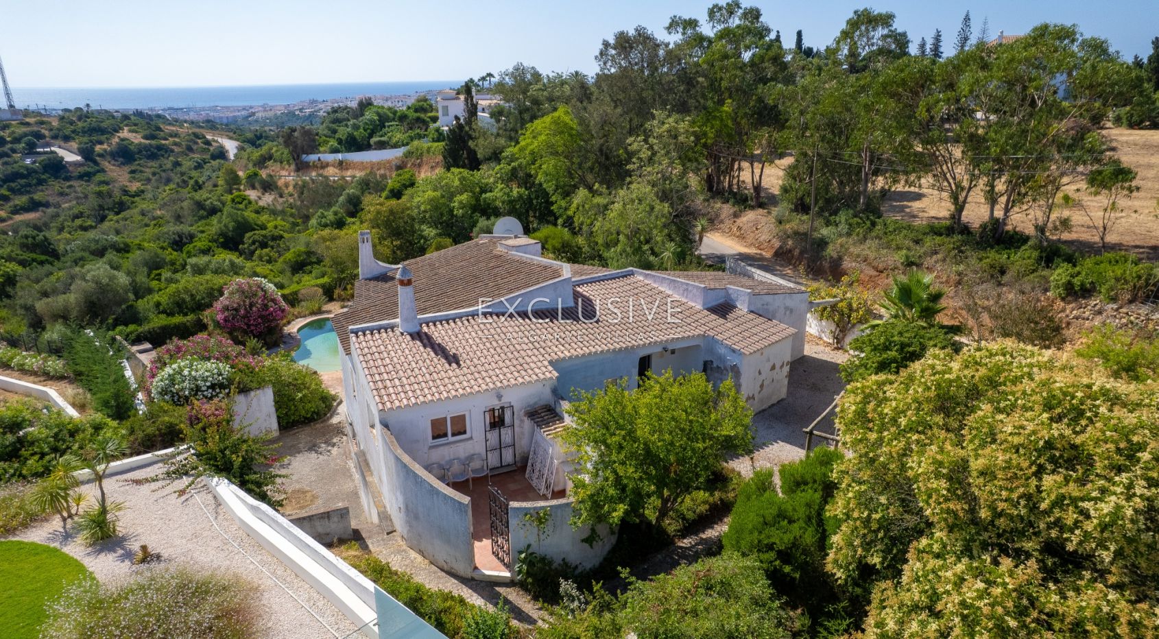 Renovation Villa with Sea Views in Falfeira, Lagos