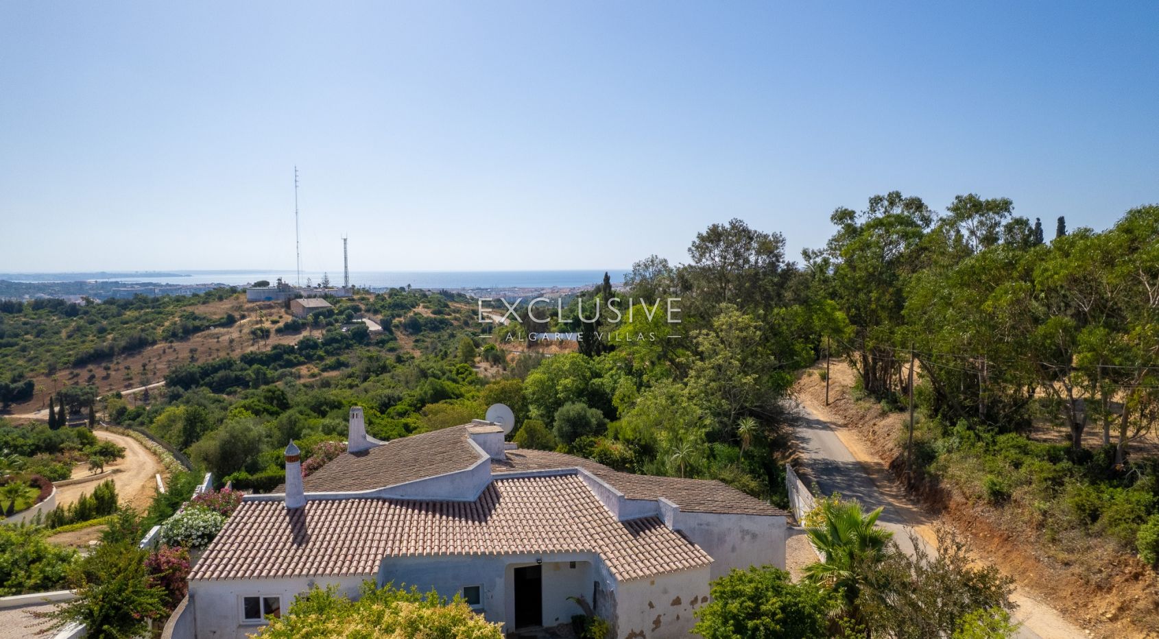 Renovation Villa with Sea Views in Falfeira, Lagos