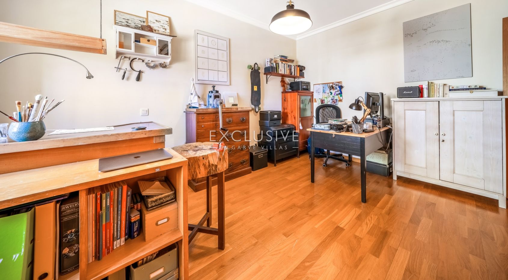 3 Bed Sea View Apartment in Lagos, Algarve with Garage & Lift