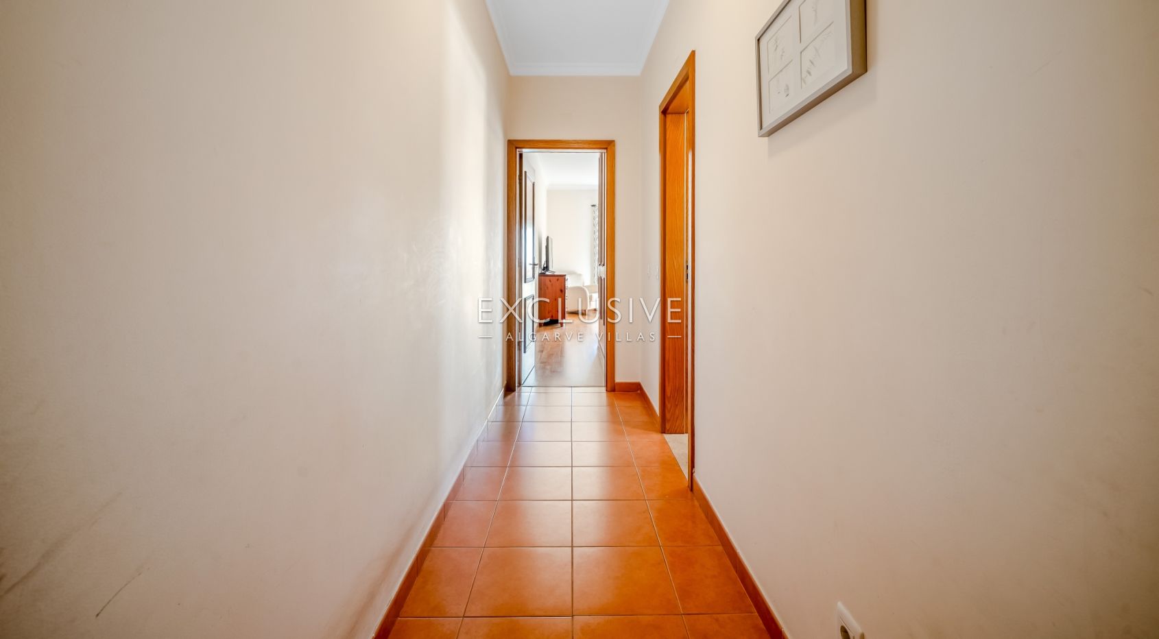 3 Bed Sea View Apartment in Lagos, Algarve with Garage & Lift