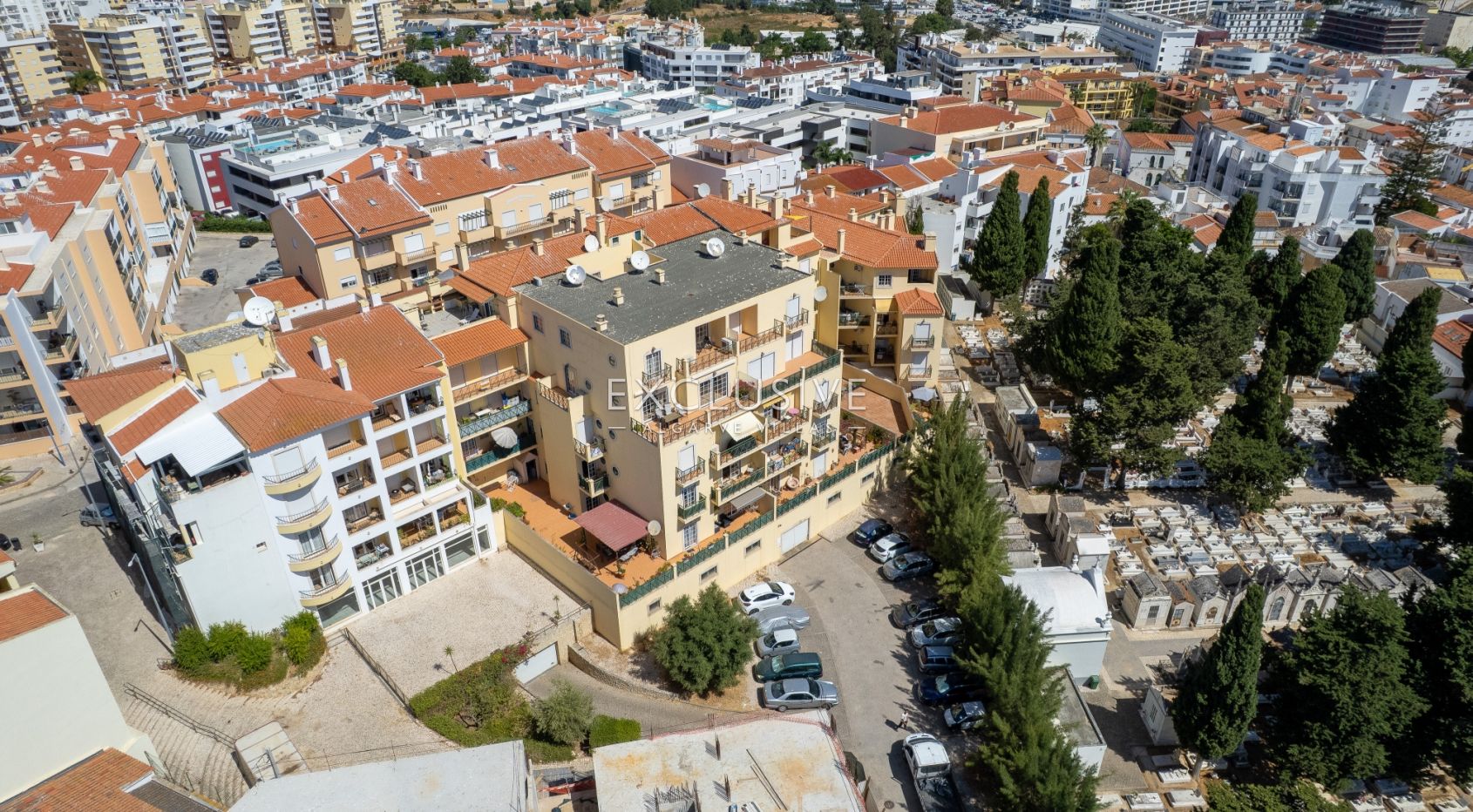 3 Bed Sea View Apartment in Lagos, Algarve with Garage & Lift