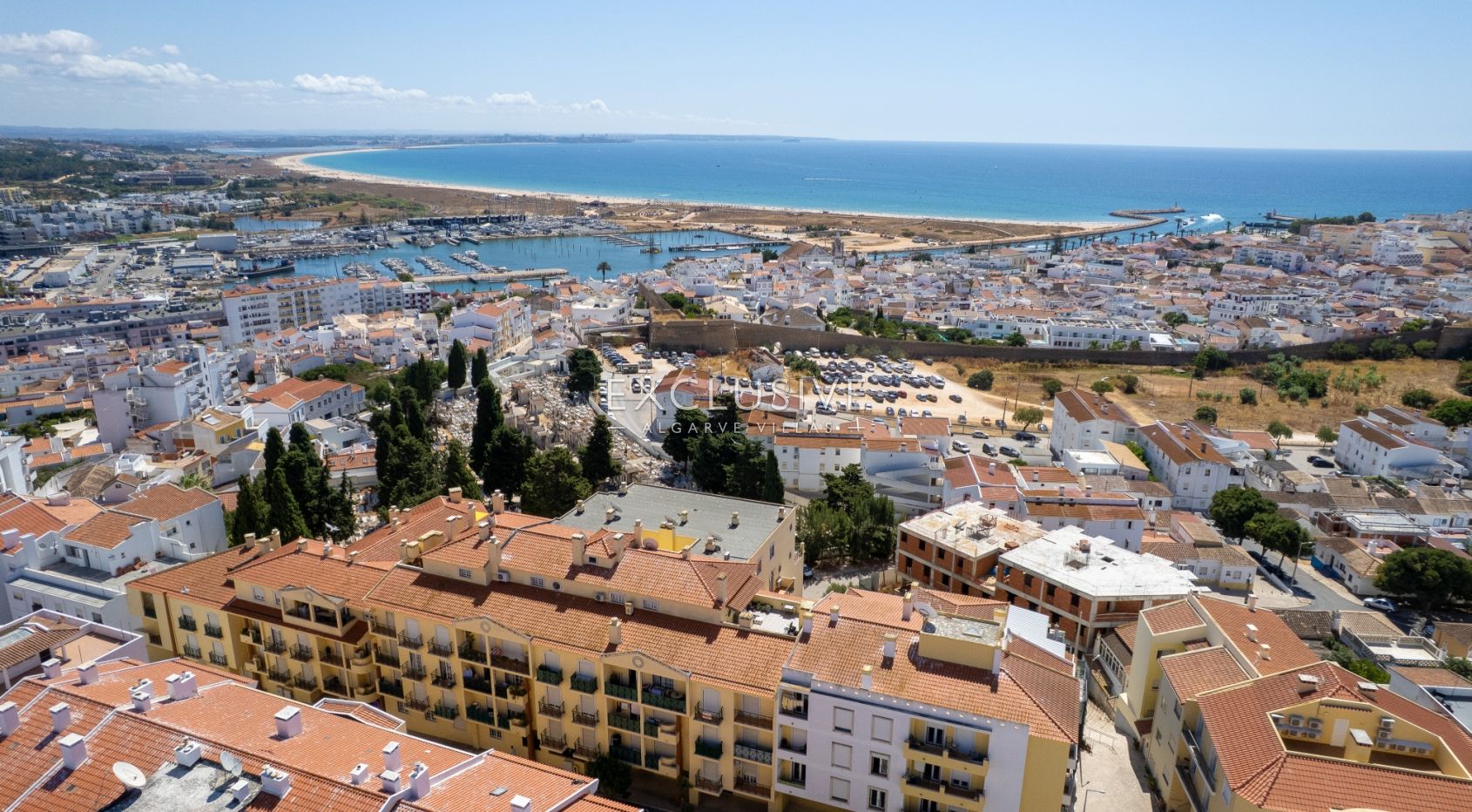 3 Bed Sea View Apartment in Lagos, Algarve with Garage & Lift