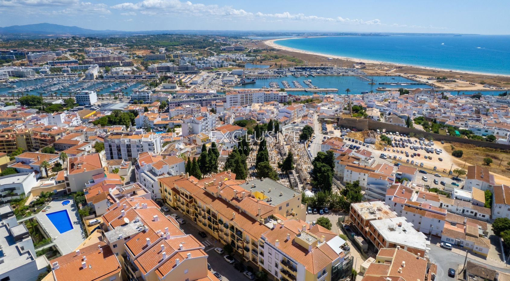 3 Bed Sea View Apartment in Lagos, Algarve with Garage & Lift