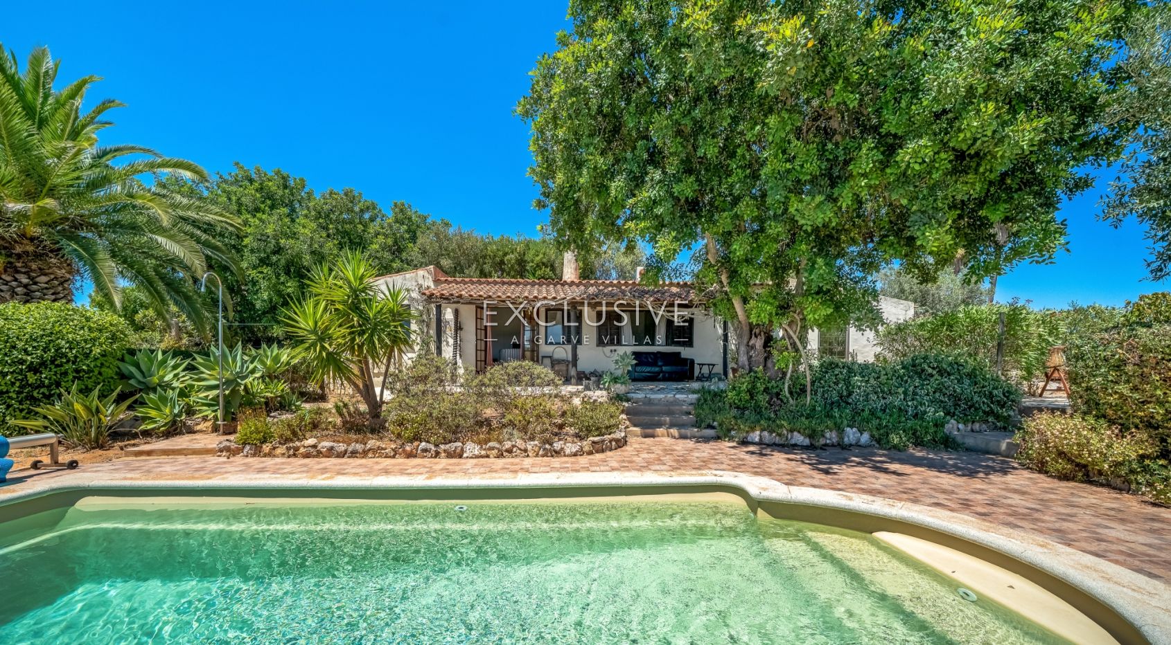 Charming Quinta, Pool, Sea Views & Fruit Orchards, Carvoeiro