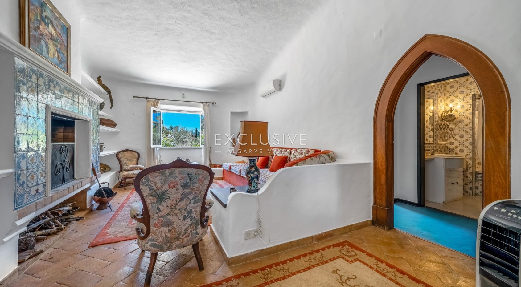Charming Quinta, Pool, Sea Views & Fruit Orchards, Carvoeiro