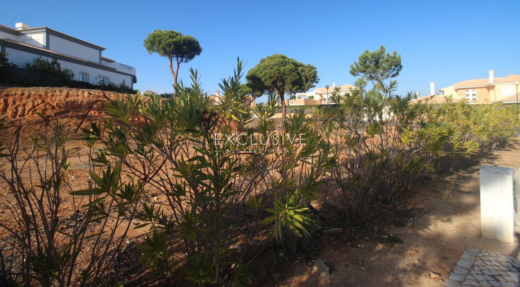 Plot in urbanization near Quinta do Lago