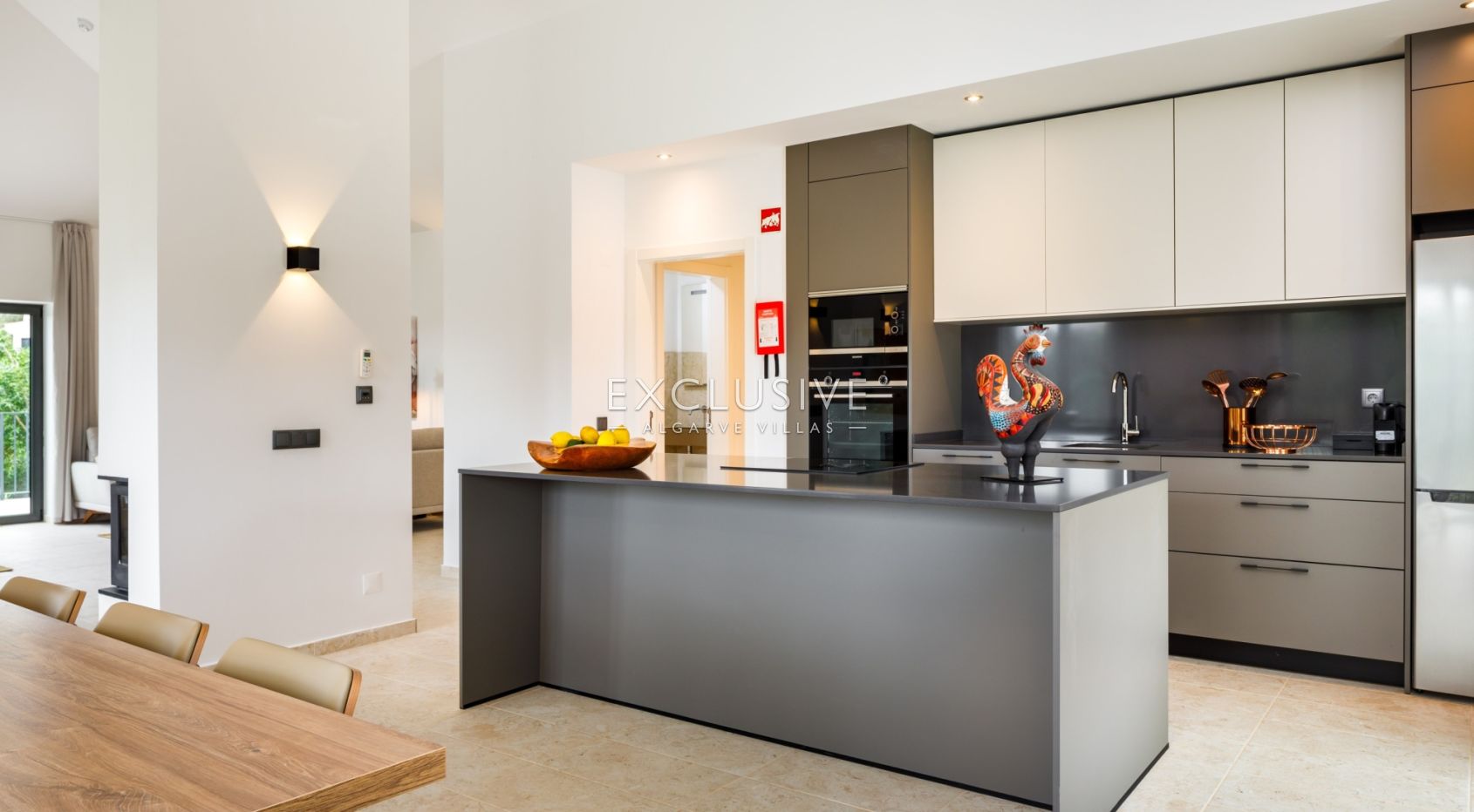 Brand new 5 bed villa near Carvoeiro beach