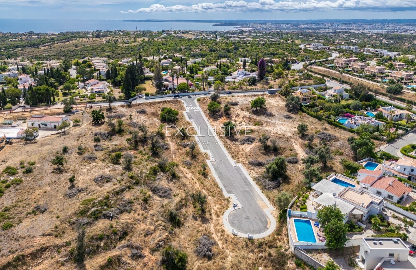 Plot in new urbanization by Presa da Moura, Carvoeiro-1