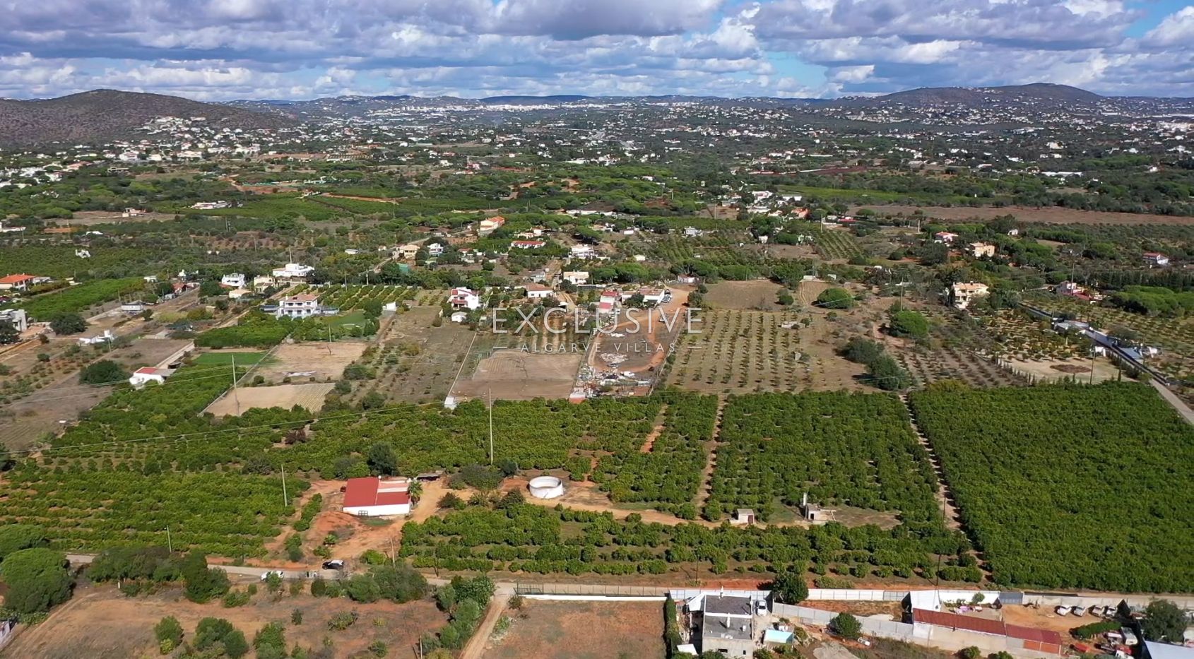 4 ha of Land near Vale do Lobo with project for a large home with swimming pool, Algarve
