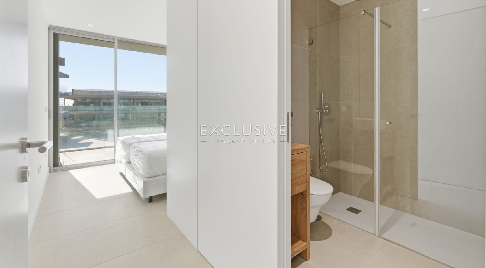 Fantastic 2 bedroom apartments, luxury resort, in Carvoeiro, Algarve