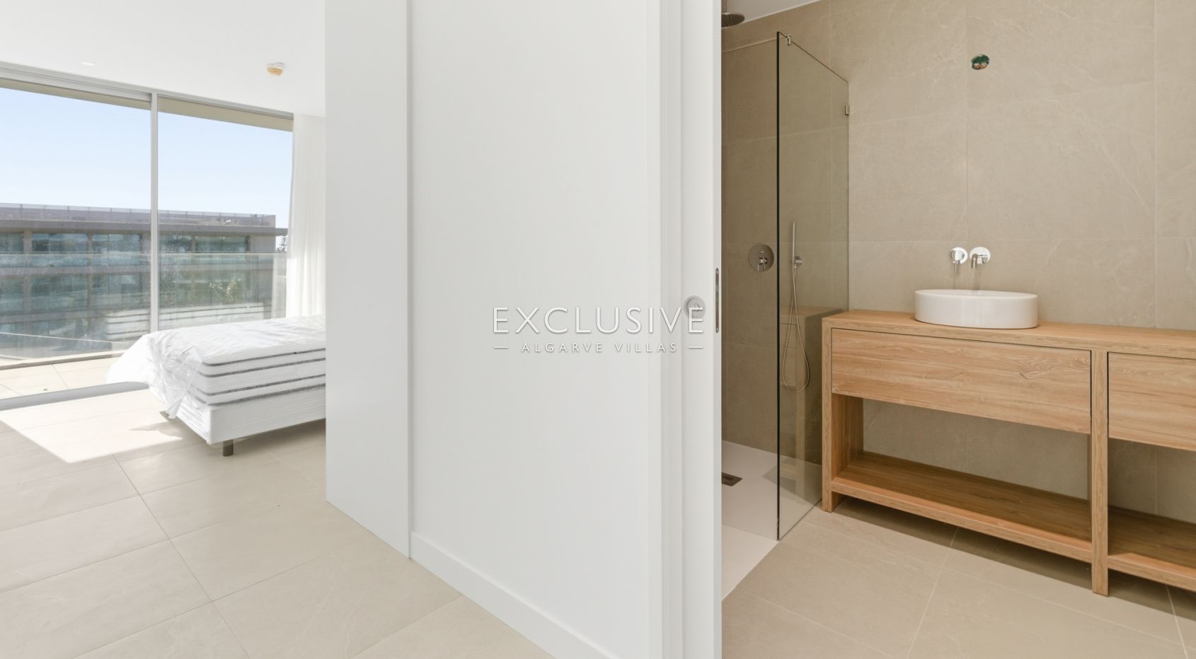 Fantastic 2 bedroom apartments, luxury resort, in Carvoeiro, Algarve