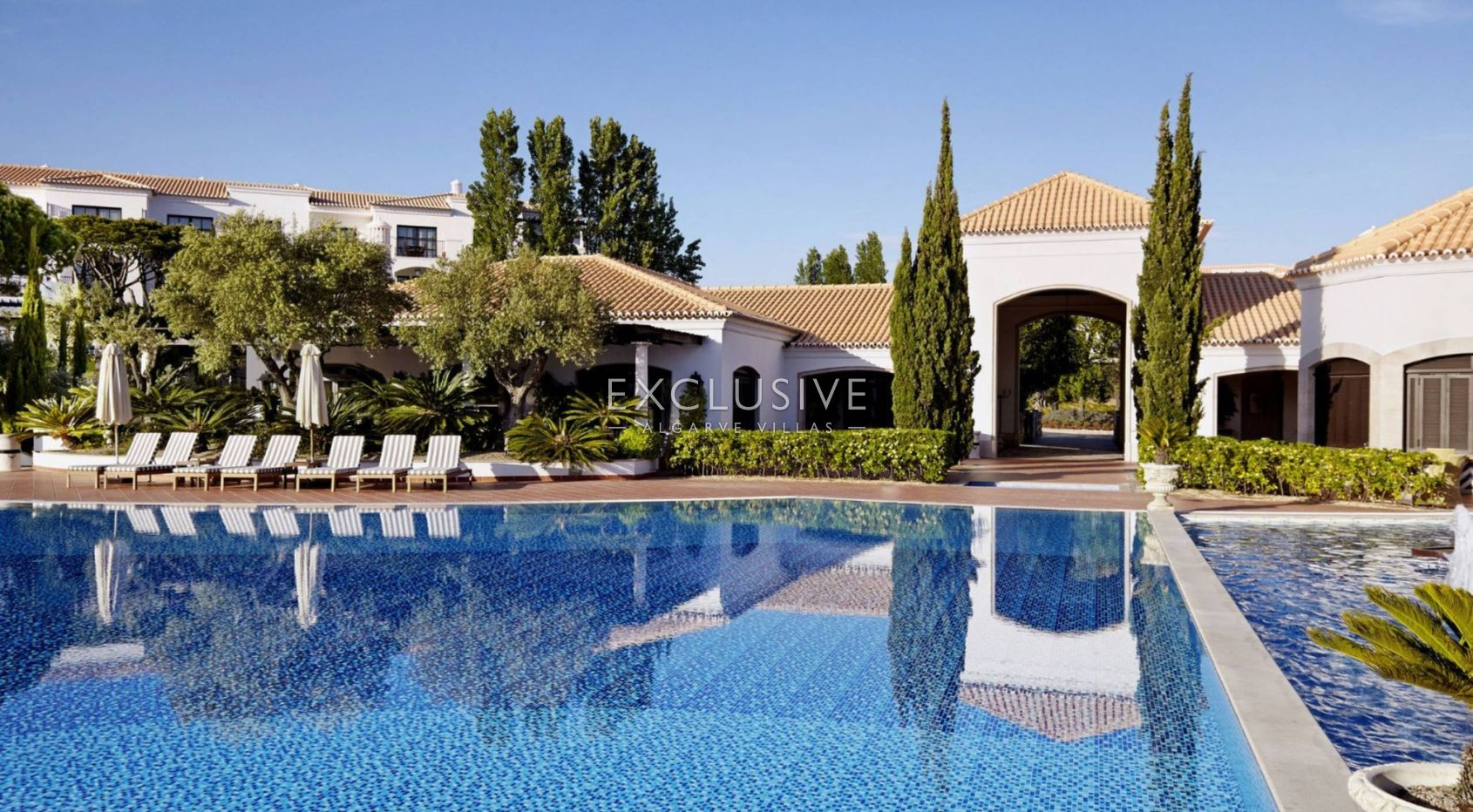 Fantastic 2 bedrooms apartment, overlooking golf course, Albufeira, Algarve