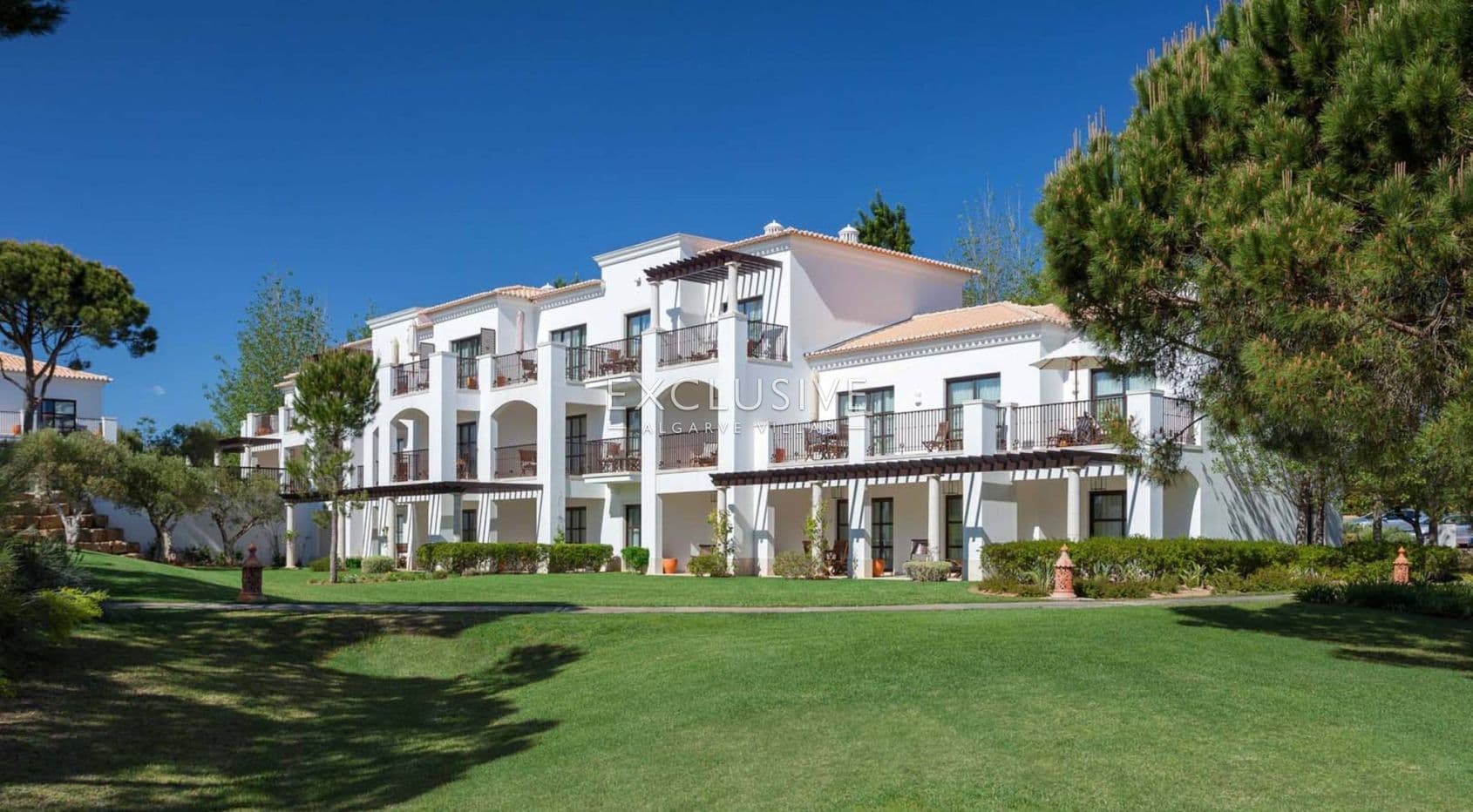 3 bedroom apartments in golf resort, walking distance to the beach, in Albufeira, Algarve-1