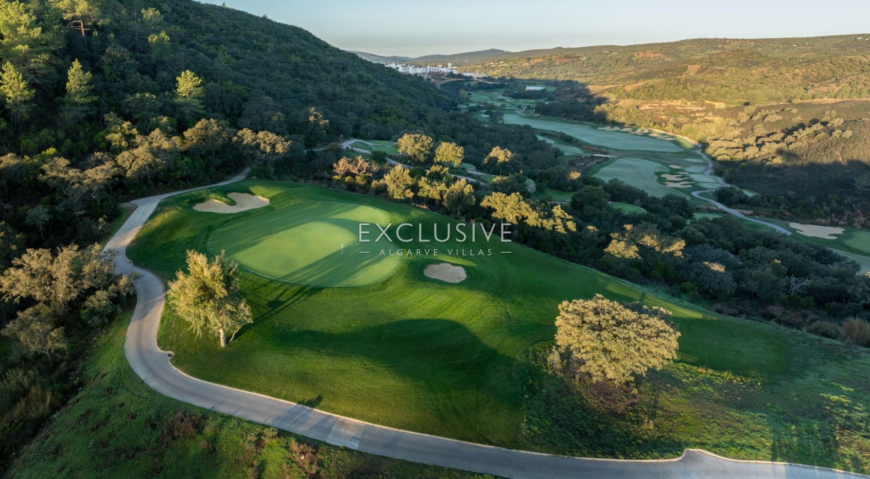 Luxury Serviced 2 bedroom Golf Apartments Loule, Algarve