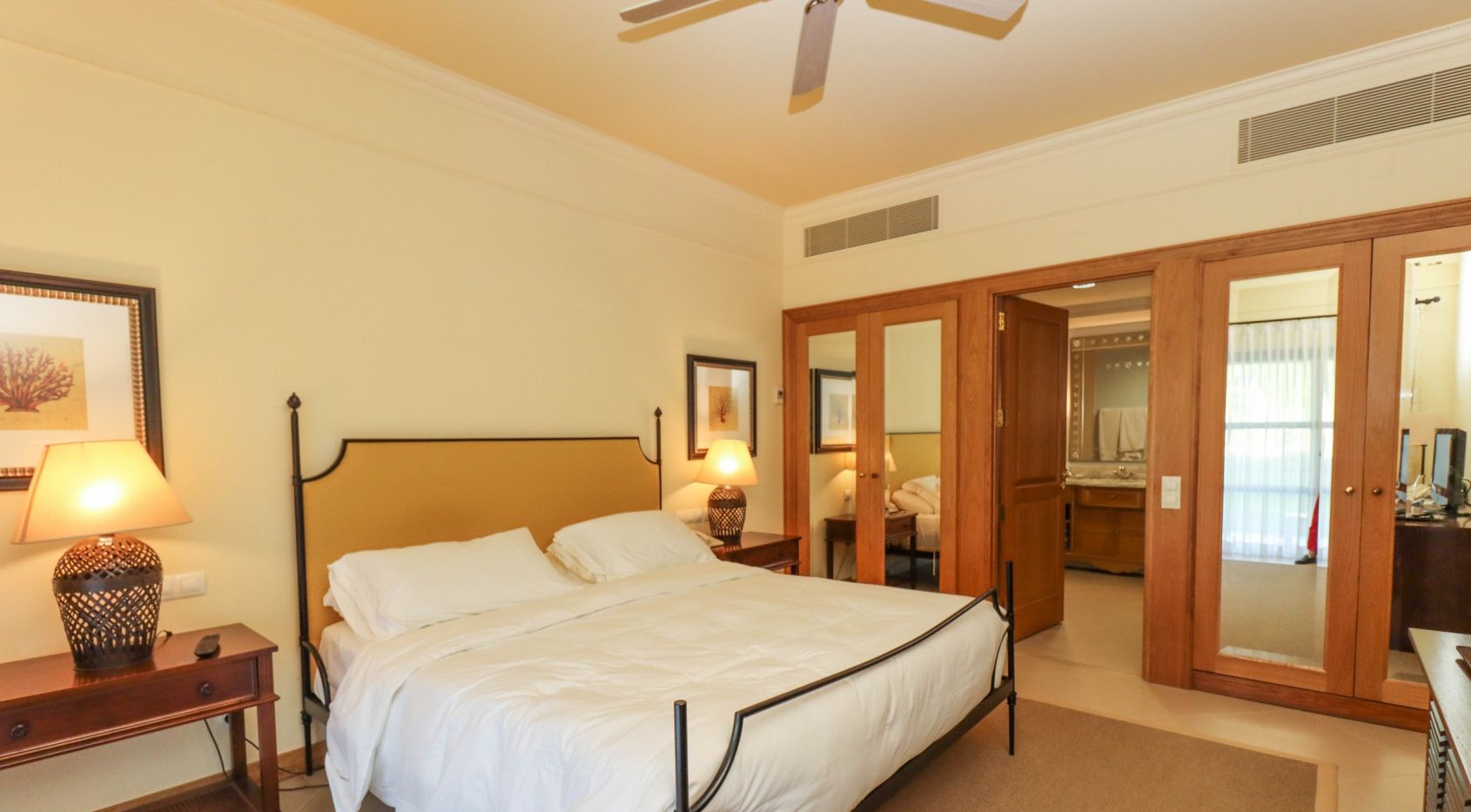 Charming 3 bedroom apartment in one of the most well known resorts in the Algarve