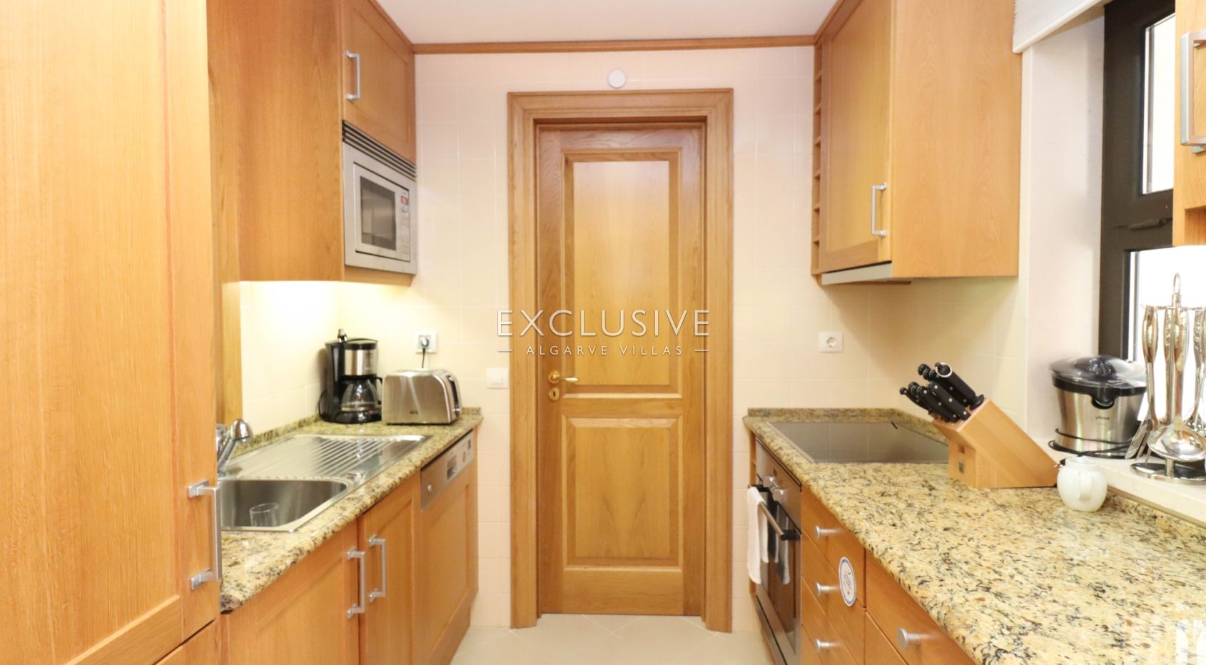 Charming 3 bedroom apartment in one of the most well known resorts in the Algarve