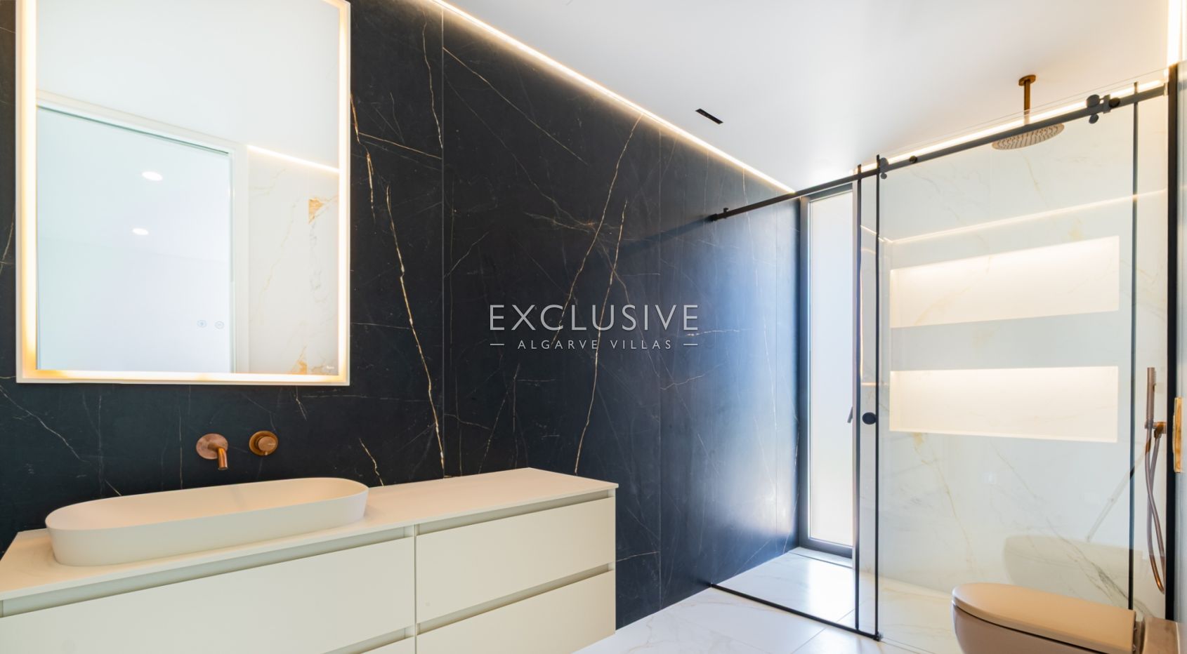 Modern Villa near Gale beach and Salgados Golf Algarve