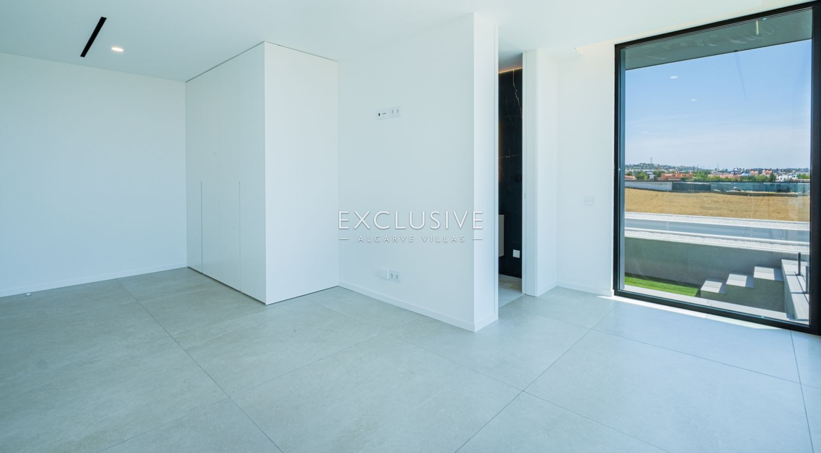 Modern Villa near Gale beach and Salgados Golf Algarve