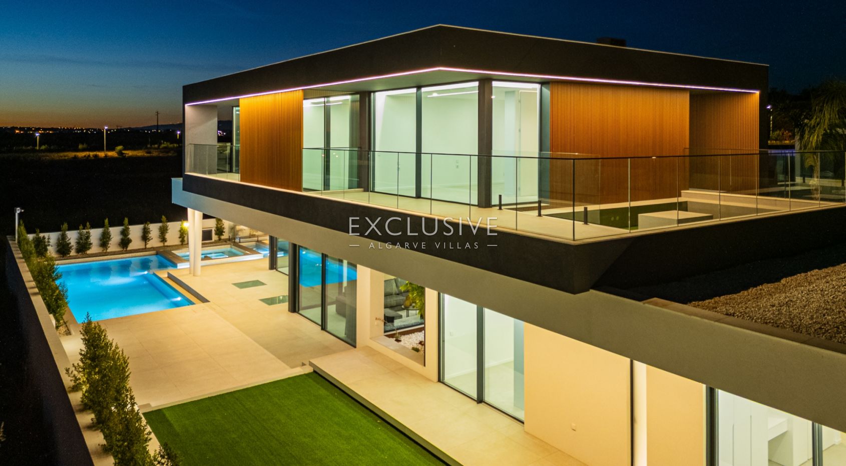 Modern Villa near Gale beach and Salgados Golf Algarve