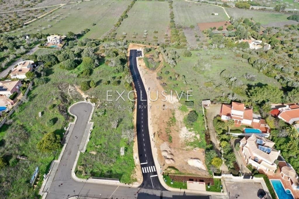Building plot with approved architects project in Praia da Luz, Lagos, Algarve-1
