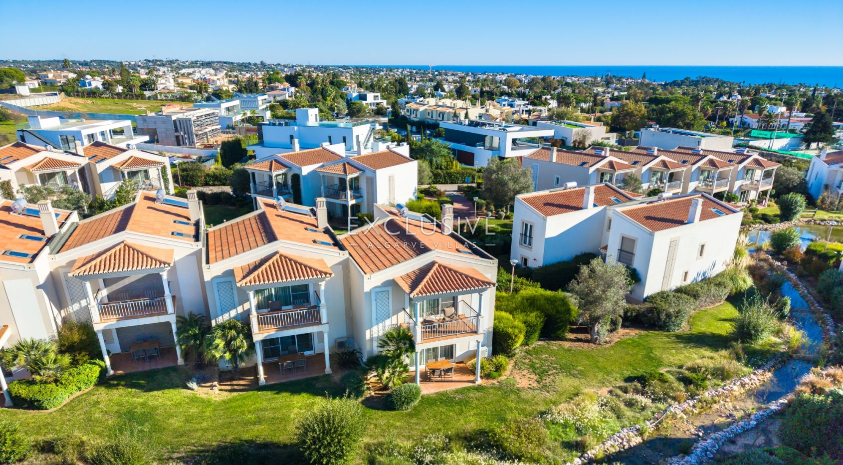 Impressively spacious townhouses, luxury resort, Carvoeiro, Algarve