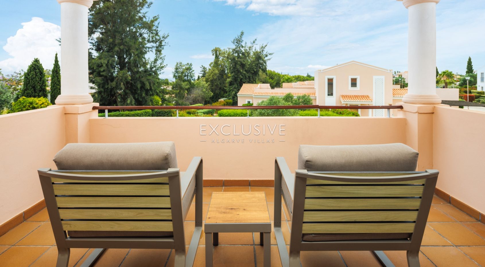 3-bedroom villas with private gardens and pools, luxury resort, Carvoeiro, Algarve