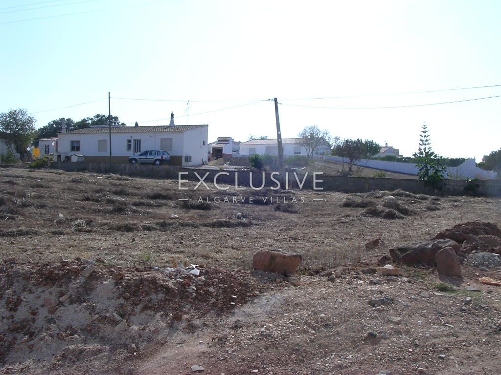 Development plot in Bensafrim, Lagos to make small urbanization in West Algarve