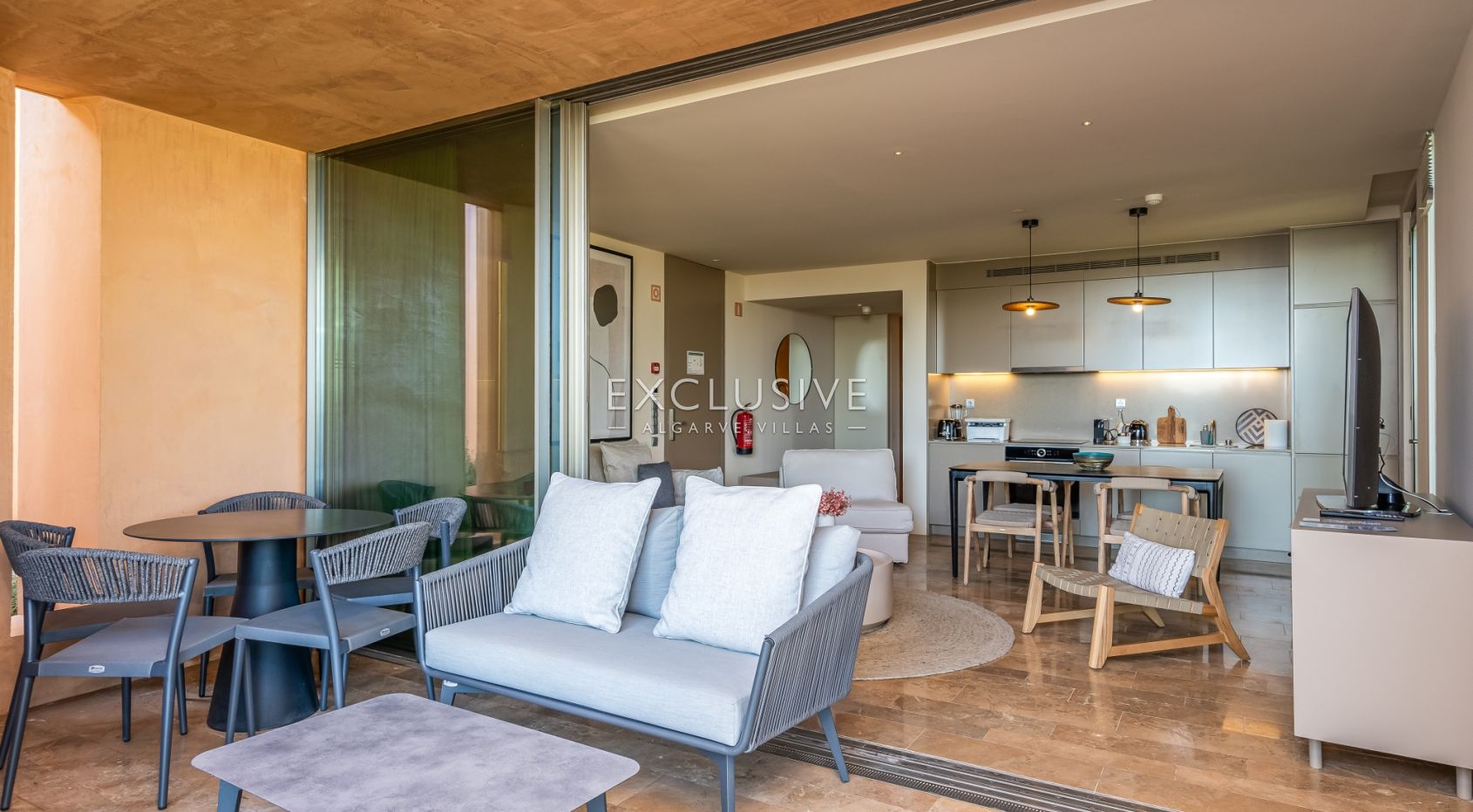Resale, buy luxury property on Palmares golfcourse resort in Lagos