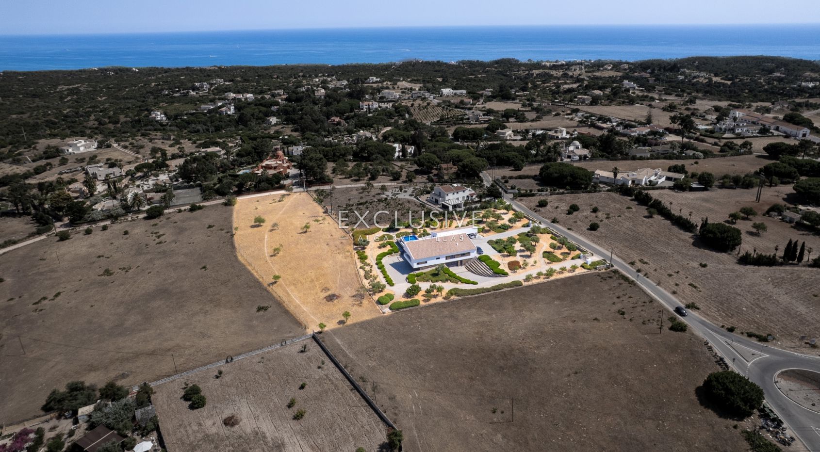 Unique designer contemporary villa in Carvoeiro with large plot and private pool near the beach